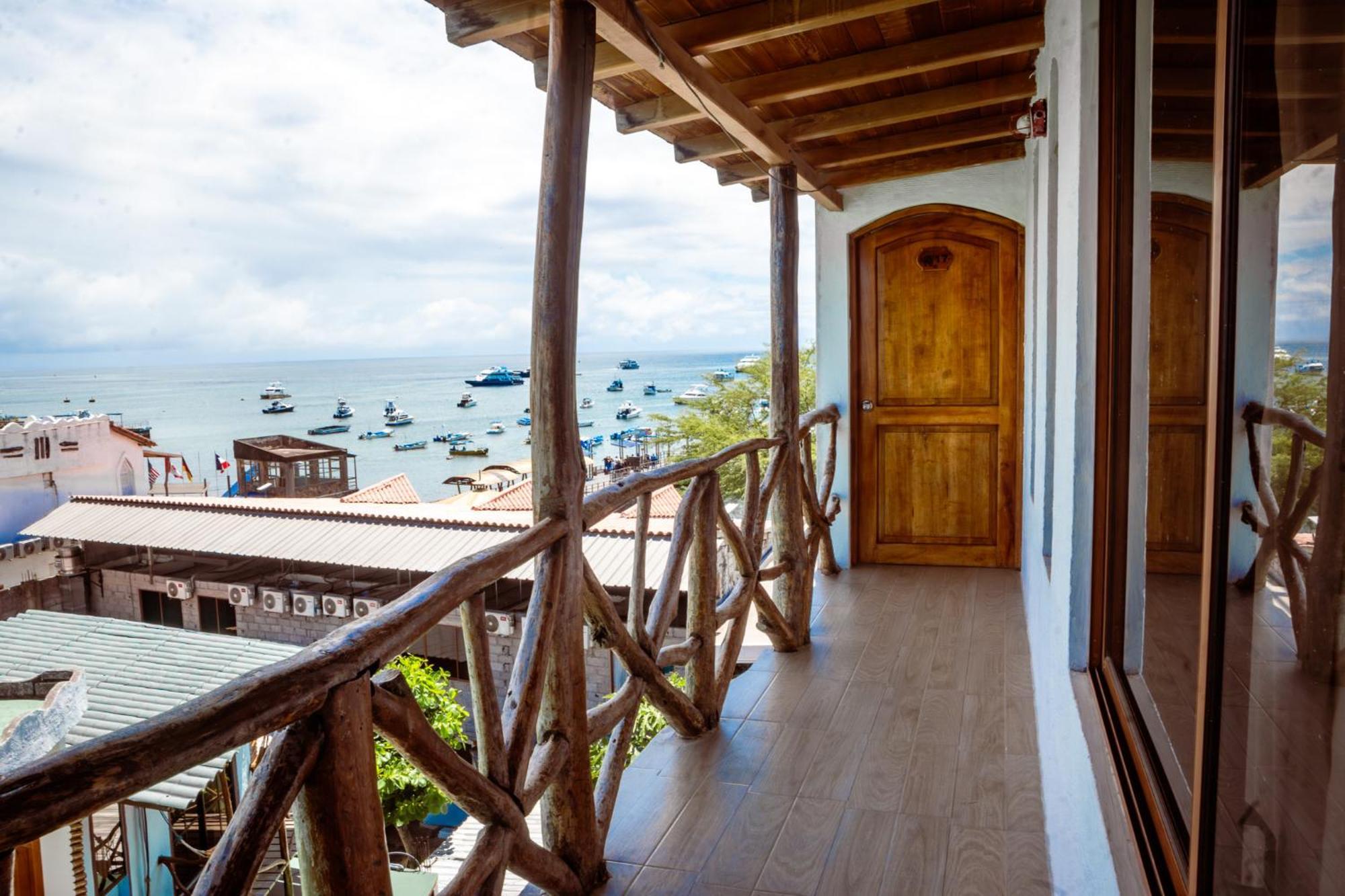 Hotel Miconia Пуерто Бакерисо Морено Екстериор снимка