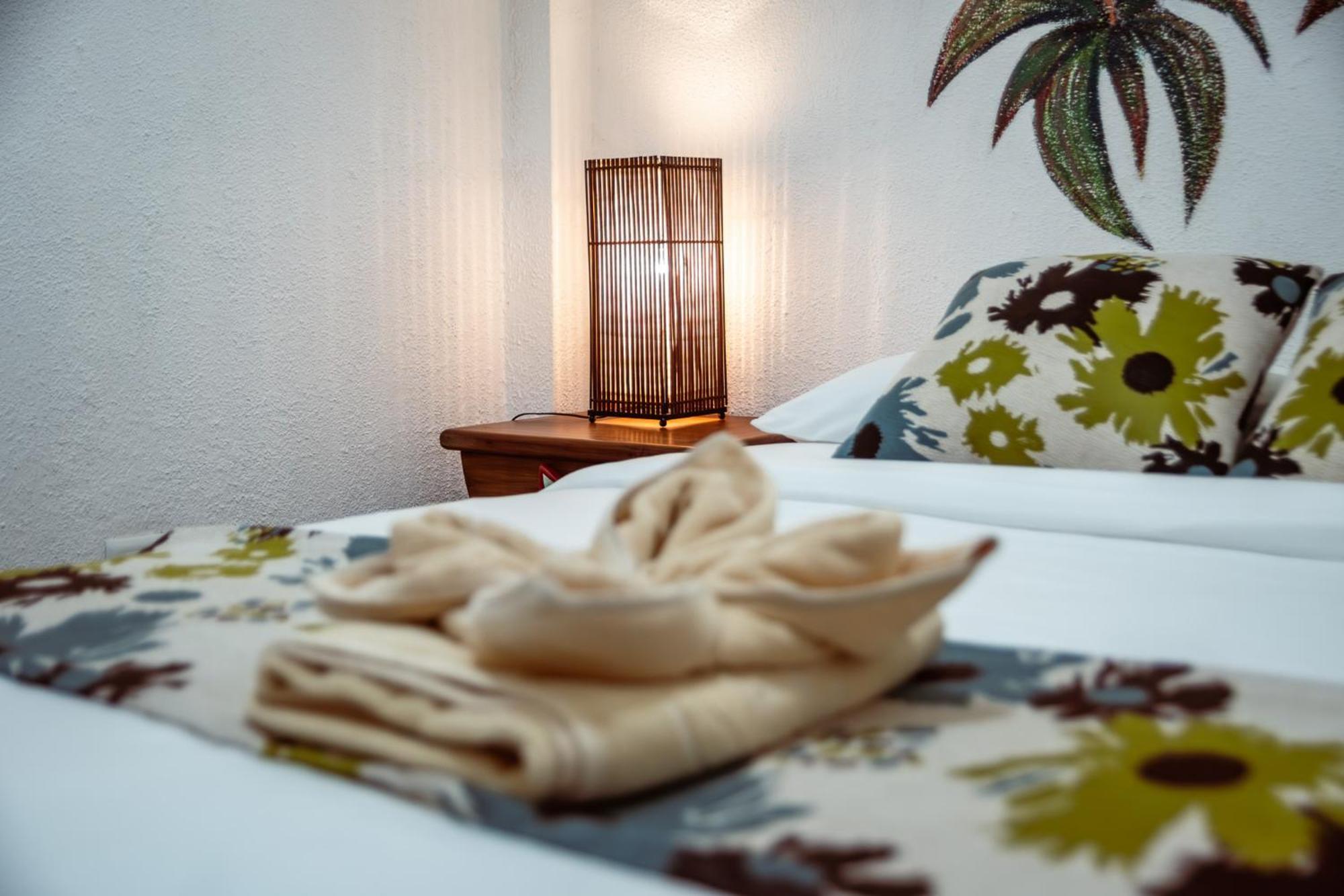Hotel Miconia Пуерто Бакерисо Морено Екстериор снимка